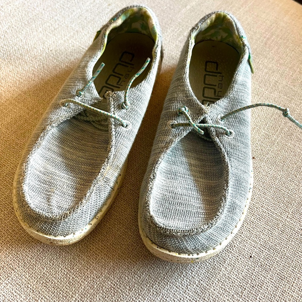Girls Hey Dude shoes. Gray chambray and teal lace. Speckled sole.
